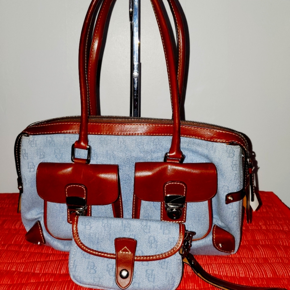Dooney &Bourke key, fab Wallet Shoulder Bag - Picture 8 of 12